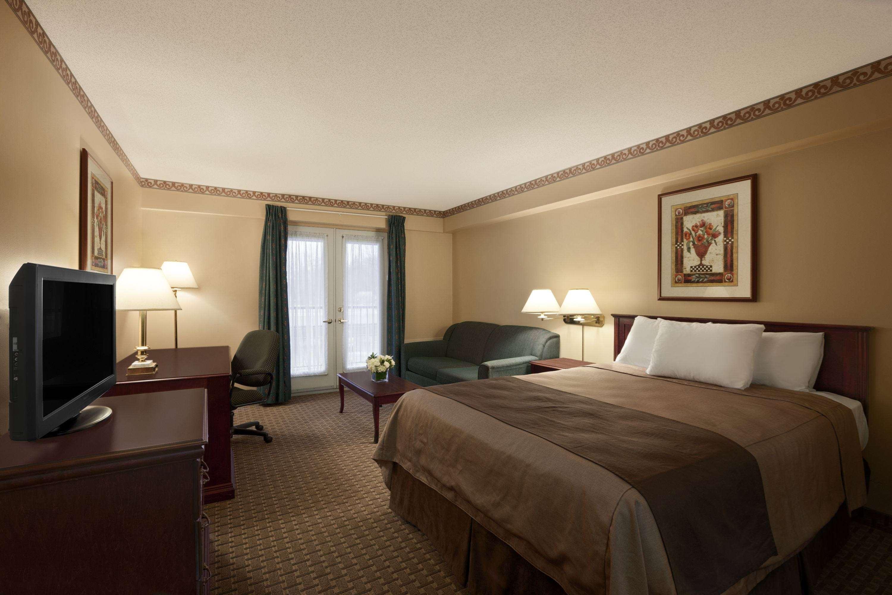 Travelodge By Wyndham Ottawa West Kültér fotó