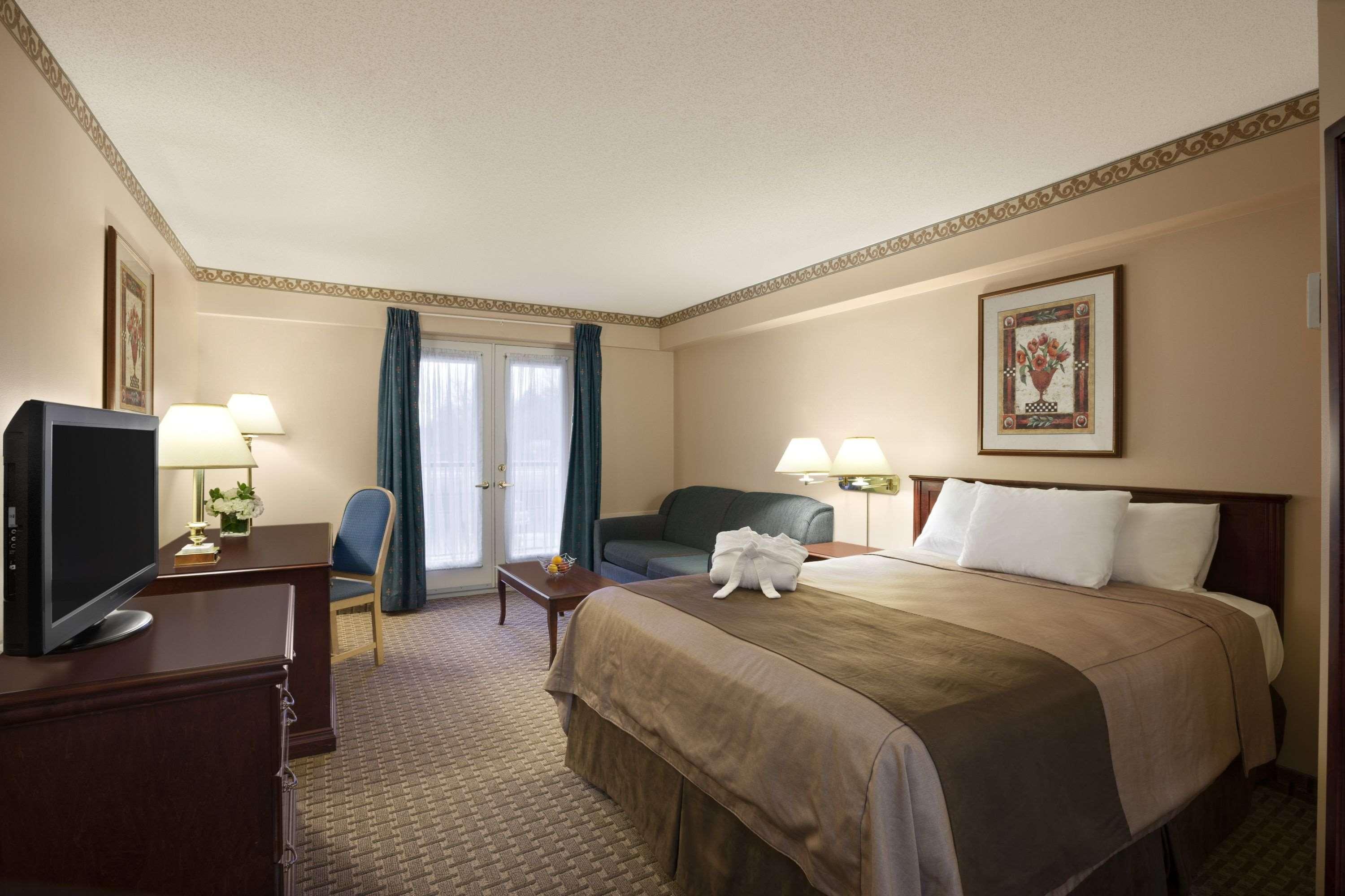 Travelodge By Wyndham Ottawa West Kültér fotó